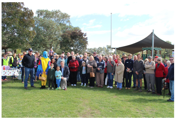 Image shows a community event to launch the Communities for Nature project. Photograph courtesy of Goulburn Broken CMA.